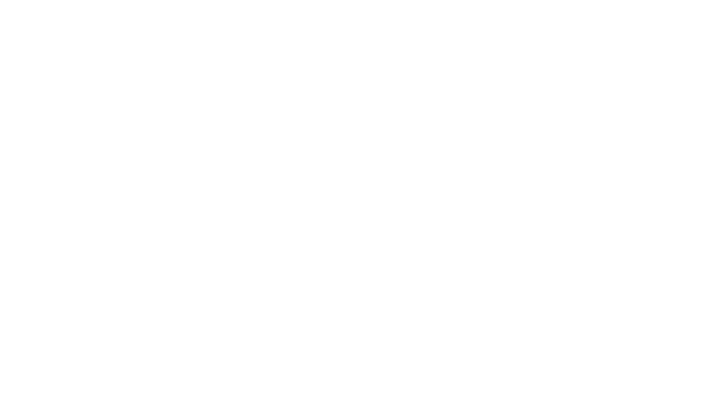 Per rafforzare la teoria, o risolvere fenomeni che non hanno spiegazione, il movimento adotta l’idea e le tesi del complottismo. Si tratta di teorie del tutto fantasiose del tutto prive di fondamento ma che fanno un’enorme presa sui seguaci della teoria della terra piatta. L’elemento dell’”inspiegabile”, del “nascosto ai più” viene preso in causa quasi a risolvere i punti ciechi di ragionamenti che sembrano non avere un apparente via d’uscita. Si tratta di teorie alternative fantasiose ed elaborate rispetto alle versioni fornite da fonti ufficiali nei confronti del senso comune o della verità in merito agli avvenimenti comunemente accettata dall’opinione pubblica. Uno degli esempi più conosciuti è quello riguardante la strage delle Torri Gemelle: secondo una teoria del complotto, i responsabili del disastro sarebbero state cellule interne al governo statunitense che in questo modo avrebbero avuto un pretesto per dichiarare guerra al terrorismo islamico. La sfiducia verso le istituzioni, sentite come lontane ed intangibili, fa parte strettamente del credere nella teoria della terra piatta, sebbene sembri un discorso del tutto estraneo alla questione. Spesso enti politici e governativi vengono chiamati con l’appellativo di massoni, illuminati e farisei facendo riferimento a celate organizzazioni attive in tempi passati. Il tutto si troverebbe in un sistema regolato da “pochi potenti” che deciderebbero delle sorti umane, come ipotizzato in film come Matrix o The Truman Show. Secondo chi crede nella teoria della terra piatta sarebbe volontà di questi enti forti farci credere di essere irrilevanti in una terra gigantesca governata da leggi fisiche ai più incomprensibili: l’uomo nel modello della terra piatta acquisirebbe un ruolo del tutto nuovo ed una posizione da protagonista sulla terra. Entra quindi in gioco la conoscenza tramite media ritenuti liberi da ogni filtro, in particolar modo il web, ed il metodo Zetetico o induttivista (basati sulla diretta esperienza di chi osserva), risponderebbero perfettamente alla necessità di in primo luogo svincolarsi da filtri, ed in secondo luogo “poter fare da sé”. 